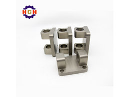 精密零部件：生活中常用的模具制造、五金加工、工藝品加工、汽車鈑金等產品主要是用什么精密零部件加設備生產的，它的主組織結構是什么