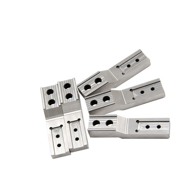 cnc精密機械加_機械零部件加工_八個注意事項有.jpg cnc精密機械加_機械零部件加工_八個注意事項有