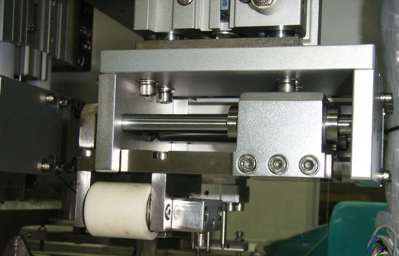 給條件和cnc精密機械加工工具后面的磨損之間的關系導致切削溫度上升并且磨損在非常小的范圍內變大。