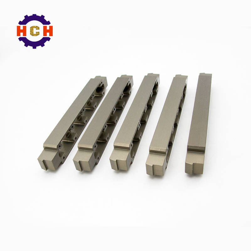 機械零部件加工中心數控機床作為高精度機床.jpg 機械零部件加工中心數控機床作為高精度機床